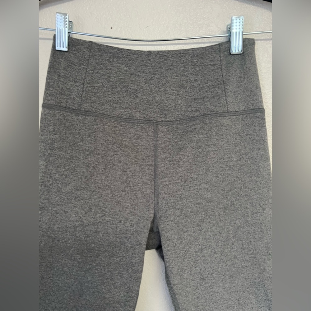 Girlfriend Collective Float Seamless Bike Shorts Gray High Rise Medium NWT - Picture 2 of 4